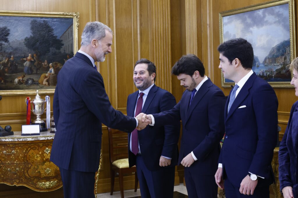 Nacho Corredor recibido en audiencia por Felipe VI junto a los principales accionistas de Agenda Pública.
